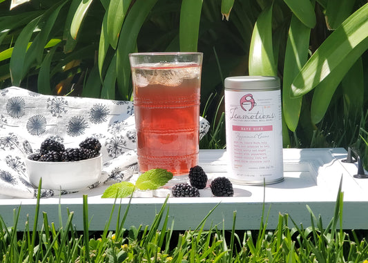 Try Our Tea-Based Fizzy Blackberry Mint Sparkler Recipe